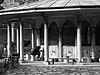 COLUMNAS_27_LULEBURGAZ.jpg (51814 bytes)