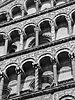 COLUMNAS_34_Lucca.jpg (69504 bytes)