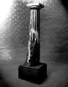 COLUMNA (Caja de condones).jpg (23609 bytes)